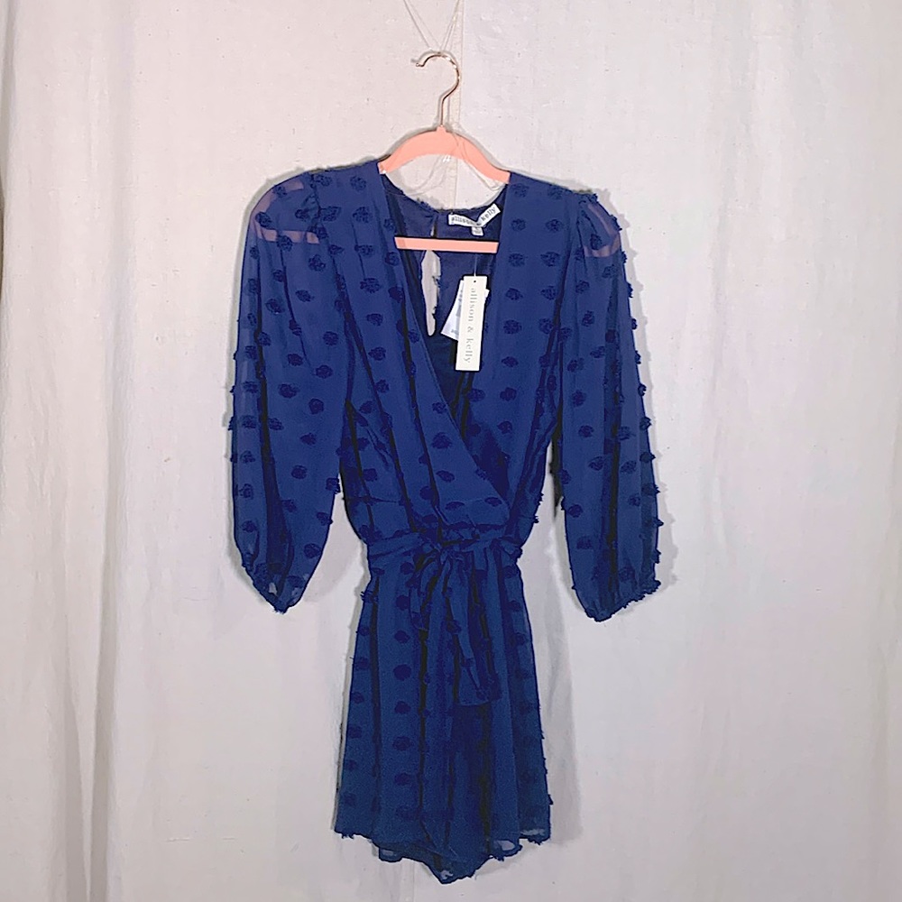 NWT Womens 3/4 sleeve, v-neck, mini silhouette, solid, navy, blue, boho, short